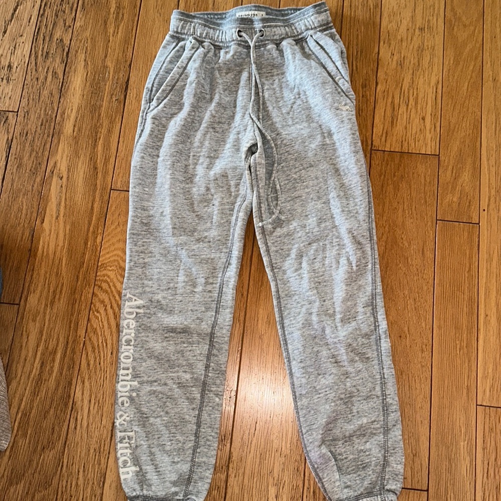 Abercrombie & Fitch grey sweatpants